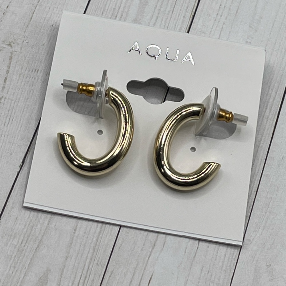 NWT Aqua Brand Gold Semi Hoop Earrings from Bloomingdales's - Picture 4 of 8